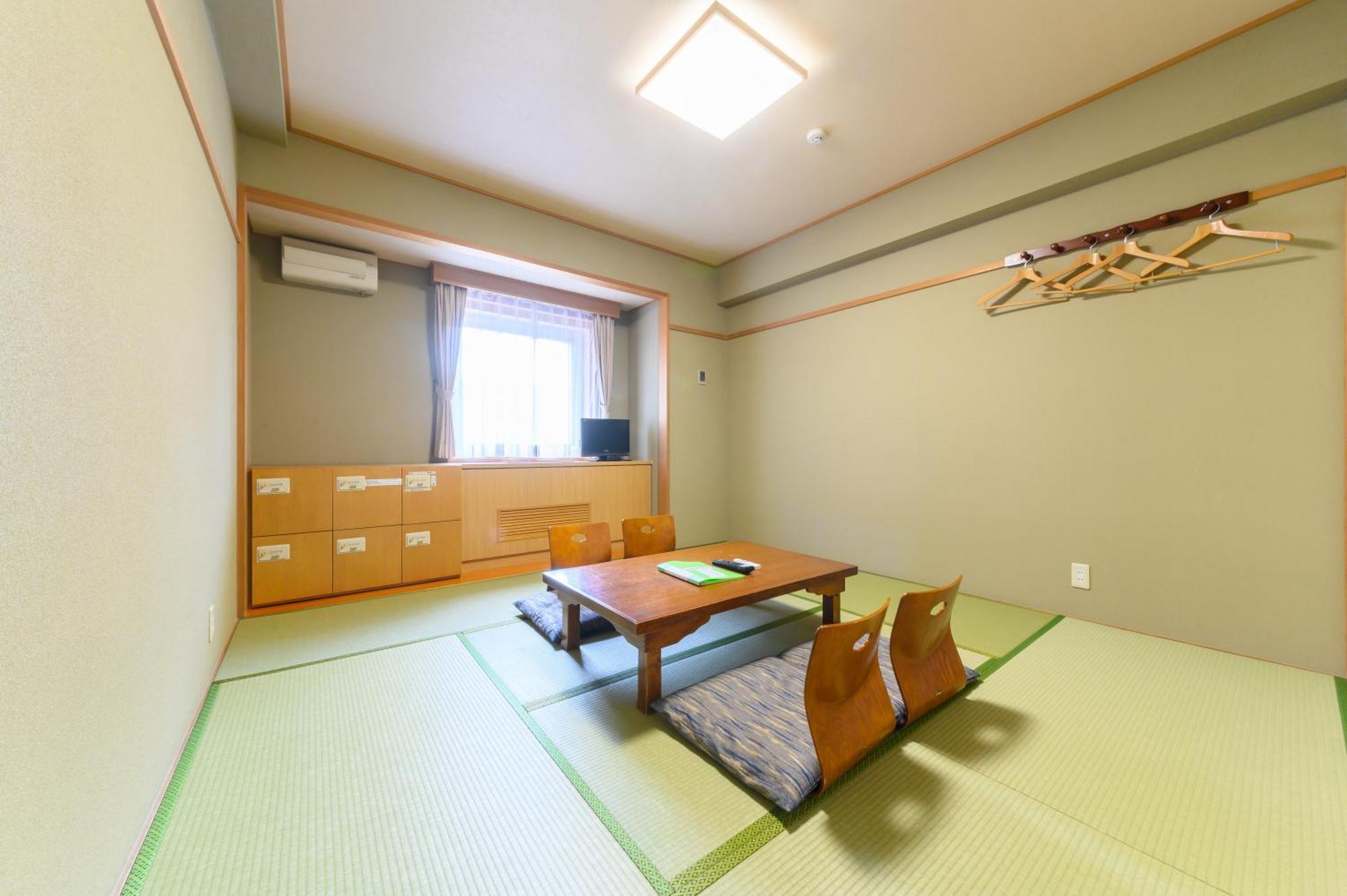 Sapporo International Youth Hostel Exterior photo