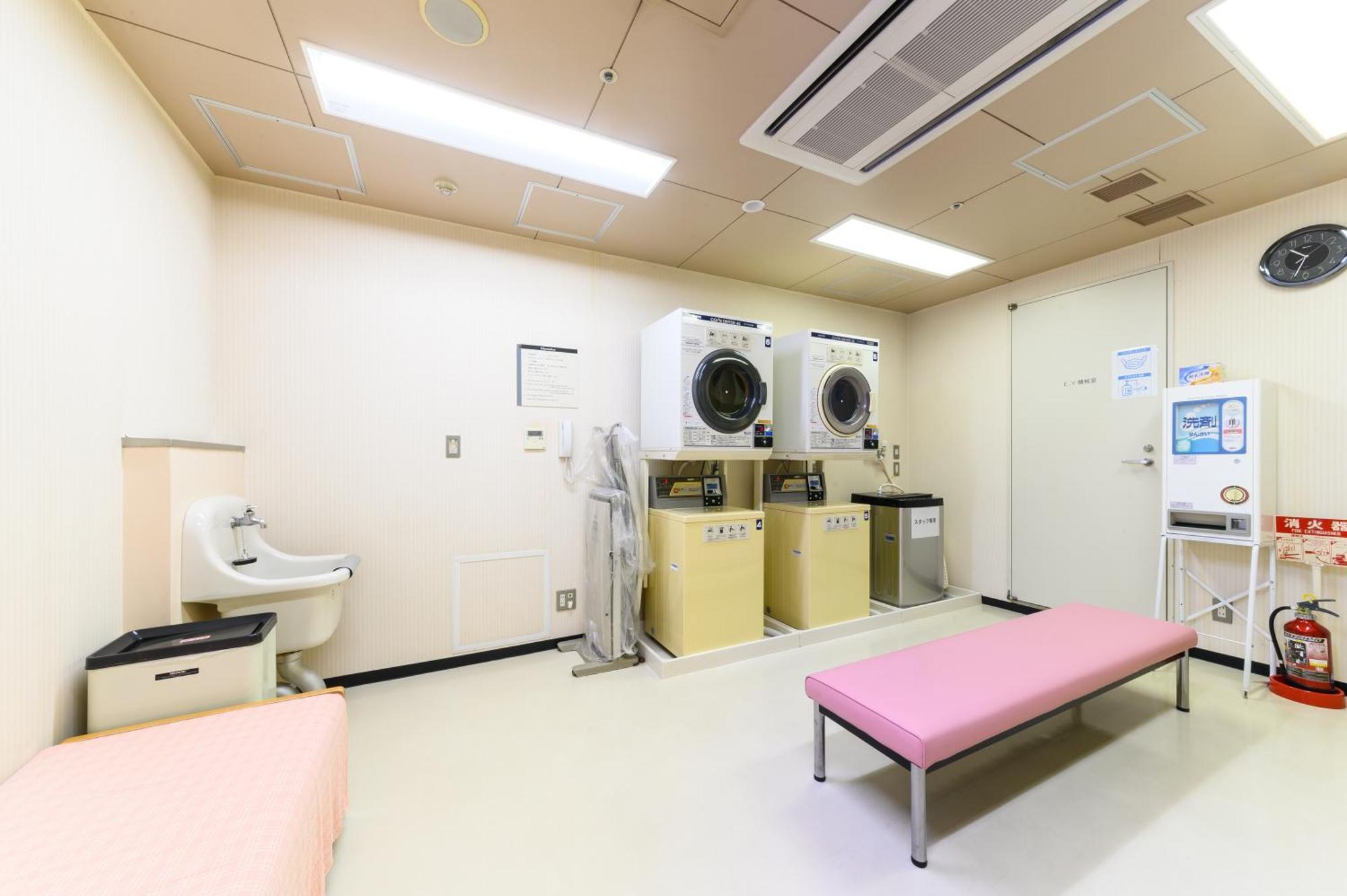 Sapporo International Youth Hostel Exterior photo